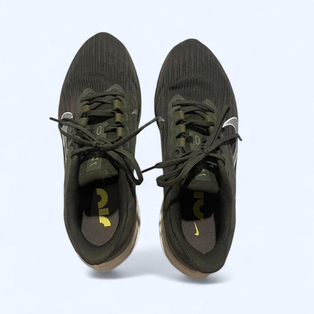 Nike Air Winflo 9 running shoes size 11 in the Sequoia Cargo Khaki colorway - Picture 3 of 8